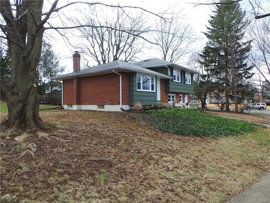 3075 Westminster Rd, Bethlehem, PA 18017 - photo 2