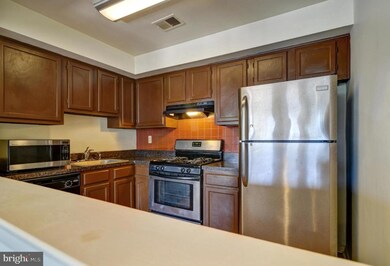 302 Trinity Ct unit 8, Princeton, NJ 08540 - photo 5