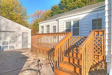 3924 40th St, Des Moines, IA 50310 - photo 3