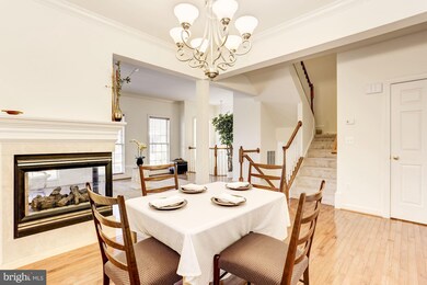 23808 Burdette Forest Rd, Clarksburg, MD 20871 - photo 5