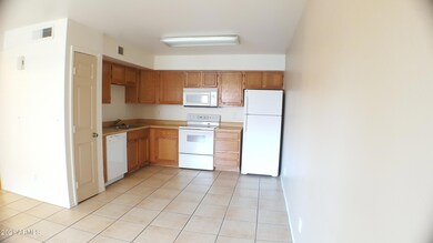 Kitchen & Eating