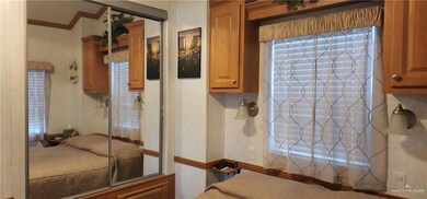 2202 Bobolink Cir W, Palmview, TX 78572 - photo 7