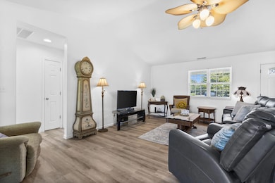 100 Micahs Crossing, Reeds Spring, MO 65737 - photo 6