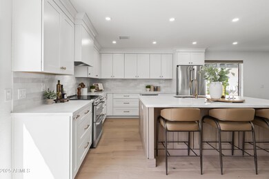 KITCHEN DETAIL + BREAKFAST BAR