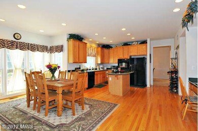 1303 Waneta Ct, Odenton, MD 21113 - photo 7