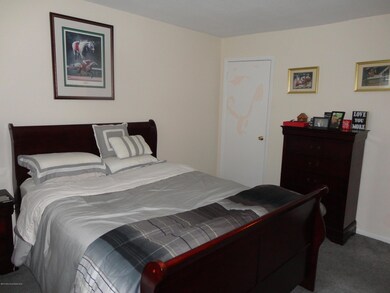 DSC06658Bedroom