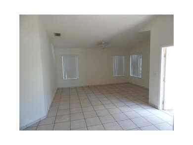 1414 E Harmony Lake Cir, Davie, FL 33324 - photo 6