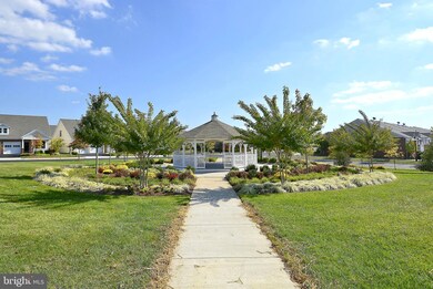 8435 Peace Lily Ct unit 214, Lorton, VA 22079 - photo 3