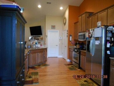 412 Fetterbush Dr, Moncks Corner, SC 29461 - photo 6