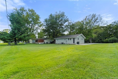 2080 Edgewood Dr, Charlestown, IN 47111 - photo 5