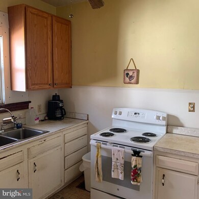 643 Mantua Ave, Paulsboro, NJ 08066 - photo 7