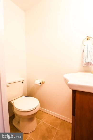 4333 Isleswood Terrace, Burtonsville, MD 20866 - photo 7