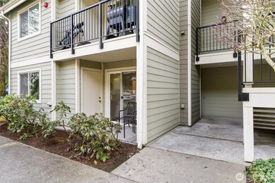 This well-maintained exterior welcomes you with lush landscaping and a charming entryway. The building’s modern design and secure access provide both style and peace of mind.