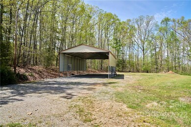 1902 Lynnwood Dr, Statesville, NC 28677 - photo 7