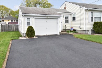 1 Sweetbriar Ave, Riverside, RI 02915 - photo 2