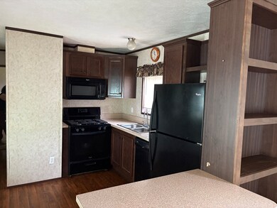 404 Southwick Rd unit 23, Westfield, MA 01085 - photo 6