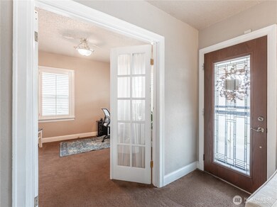 212 N Emerson Ave, Wenatchee, WA 98801 - photo 6