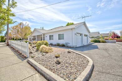 Paved Driveway/Parking