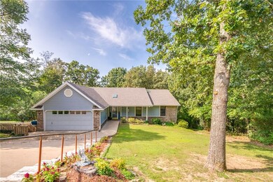 13 Singleton Cir, Bella Vista, AR 72715 - photo 2