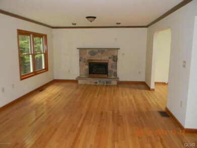 1116 Woodland Dr, East Stroudsburg, PA 18301 - photo 3
