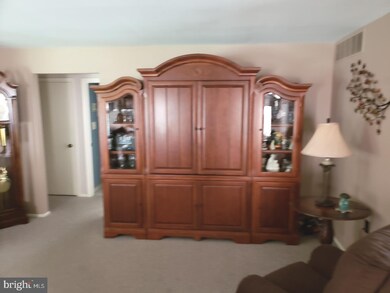 114 Lakebridge Dr, Woodbury, NJ 08096 - photo 3