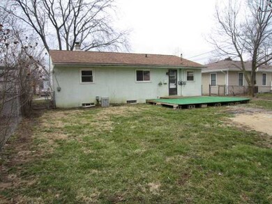 4160 Chandler Dr, Columbus, OH 43213 - photo 3