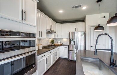 4022 Delta Rose St, Houston, TX 77018 - photo 2