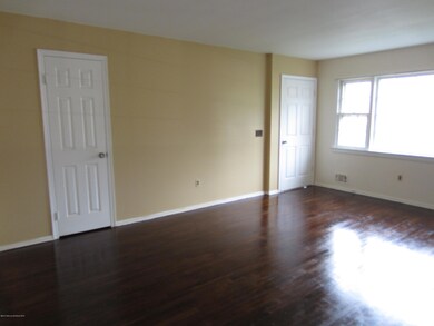 316 Spring St unit Lower, Red Bank, NJ 07701 - photo 4
