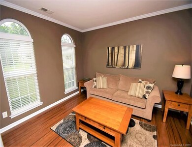 Sitting Room/Living Room