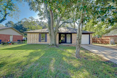 3419 Schroeder Ave, Needville, TX 77461 - photo 2