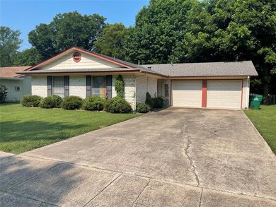 2320 Westwood Dr, Denton, TX 76205 - photo 2