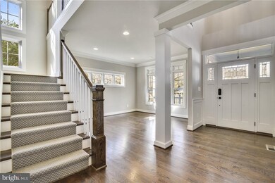 2123 Greenwich St, Falls Church, VA 22043 - photo 4