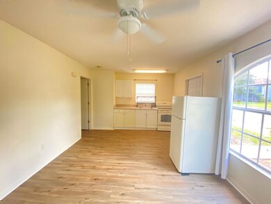 861 Orchid Dr unit B, Davenport, FL 33897 - photo 4