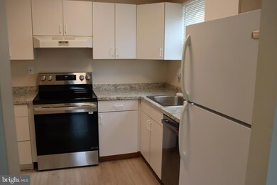 315 Birch Dr unit B, Lafayette Hill, PA 19444 - photo 5