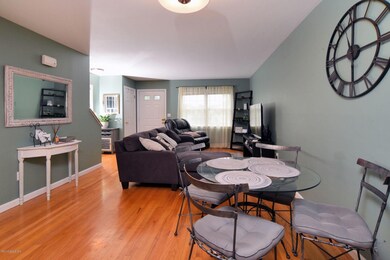 123 Havemeyer Place, Greenwich, CT 06830 - photo 3