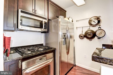 Dominion Heights unit 217, Arlington, VA 22207 - photo 3