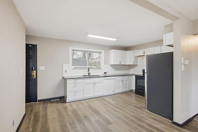 1713 Kelton Ave, Columbus, OH 43207 - photo 7