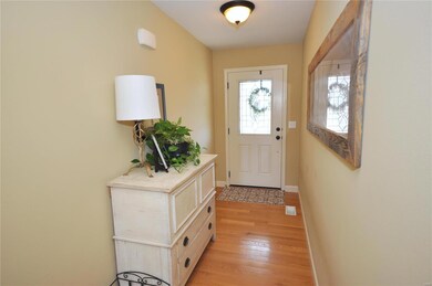 2431 Calico Ln, Maryville, IL 62062 - photo 2