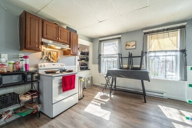 217 Beacon St, Worcester, MA 01610 - photo 5