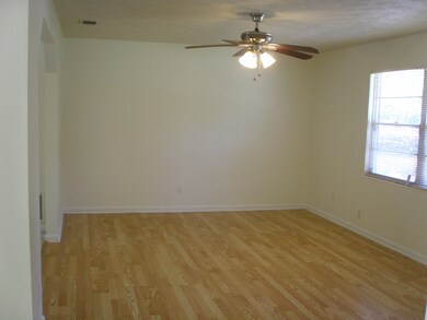 4449 Key Largo Dr, Jacksonville, FL 32218 - photo 5