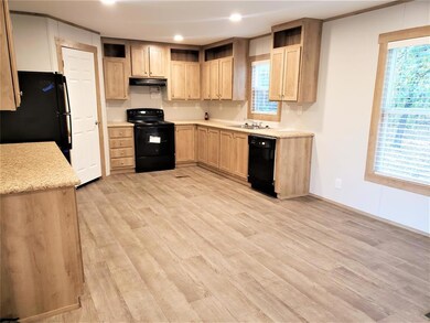 112 Arunda Ct, Weatherford, TX 76085 - photo 7