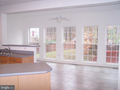 7879 Eagle View Dr, Chesapeake Beach, MD 20732 - photo 4