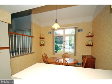 48 Winthrop Rd unit A, Monroe Township, NJ 08831 - photo 5