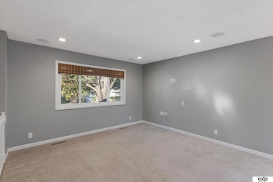 5721 N 117th Cir, Omaha, NE 68164 - photo 5