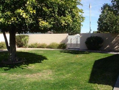 17615 N 104th Ave, Sun City, AZ 85373 - photo 3