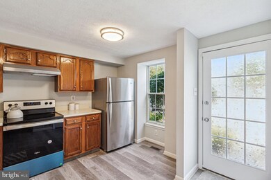 2231 Riding Crop Way, Windsor Mill, MD 21244 - photo 5