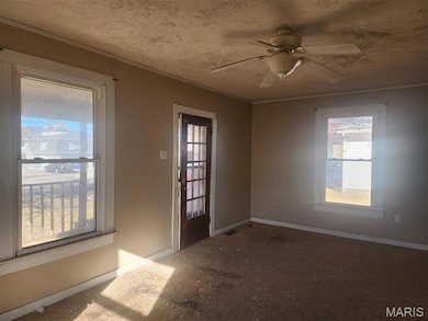 1116 N 5th St, Vandalia, IL 62471 - photo 5