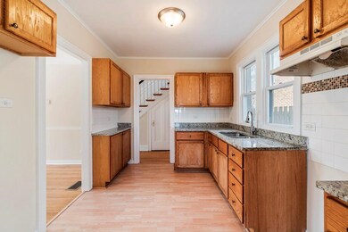 18435 Dundee Ave, Homewood, IL 60430 - photo 4