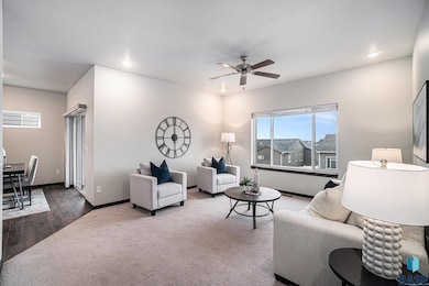 7805 E 44th St, Sioux Falls, SD 57110 - photo 4