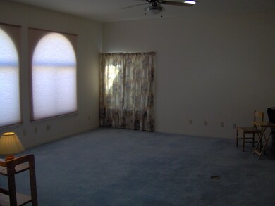 5852 Felsite Ave, Rosamond, CA 93560 - photo 6